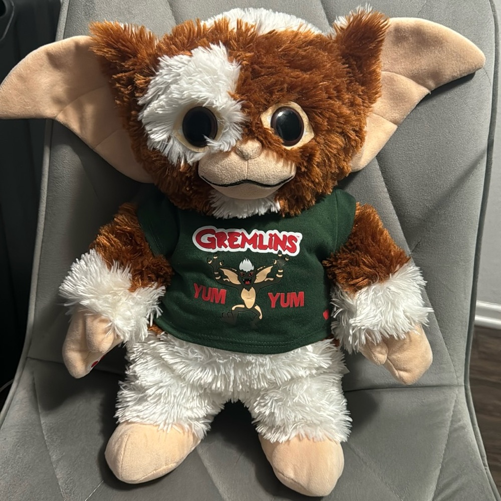 Limited edition, build a bear gizmo